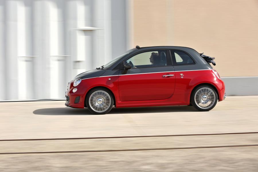  Abarth 595C Turismo 2012 года  (фото 40 из 54)